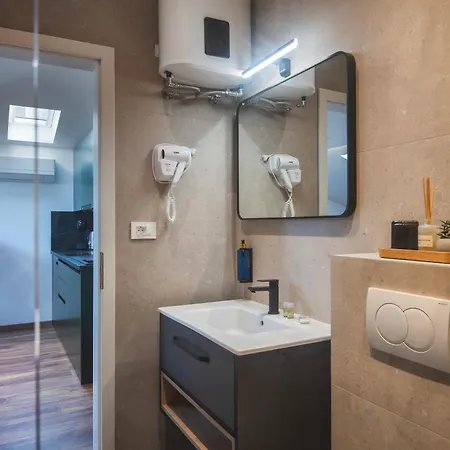 Lägenhet D&a Amphitheatre Premium With Free Parking