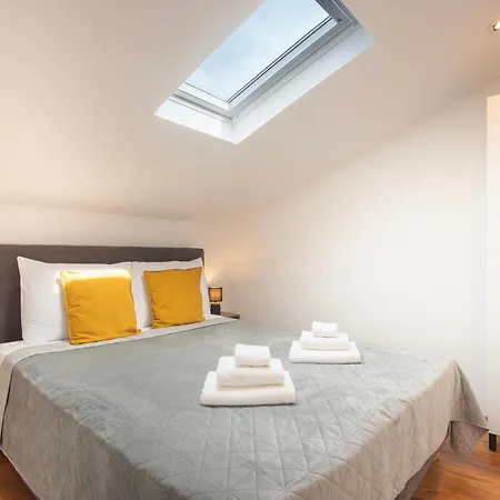 Lägenhet D&a Amphitheatre Premium With Free Parking