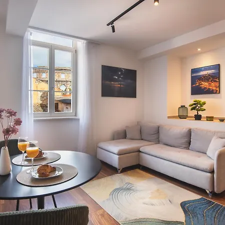 D&a Amphitheatre Premium With Free Parking