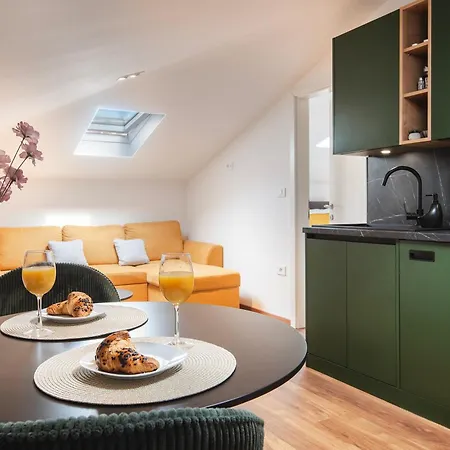 D&a Amphitheatre Premium With Free Parking Pula