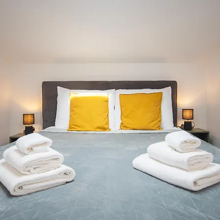 D&a Amphitheatre Premium With Free Parking Apartman *